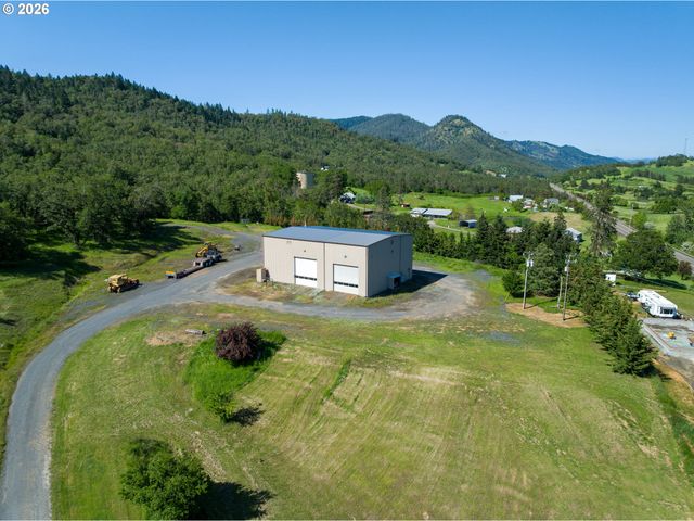 1757 RIDDLE BY PASS Rd, Riddle, OR 97469