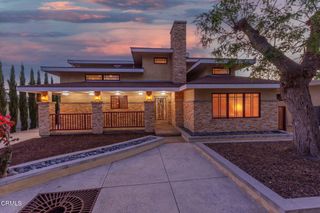 251 Palomares Avenue, Ventura, CA 93003