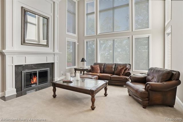 734 Wellington Circle, Rochester Hills, MI 48309