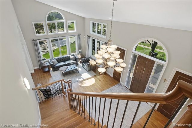 734 Wellington Circle, Rochester Hills, MI 48309