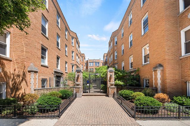 536 W Belmont Avenue 2S, Chicago, IL 60657