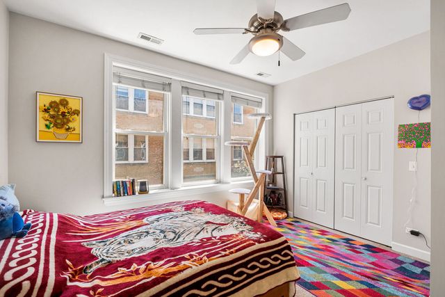 536 W Belmont Avenue 2S, Chicago, IL 60657