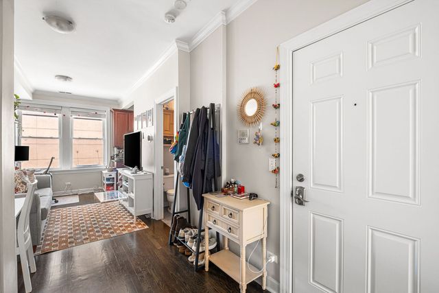 536 W Belmont Avenue 2S, Chicago, IL 60657
