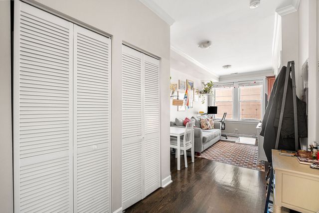 536 W Belmont Avenue 2S, Chicago, IL 60657