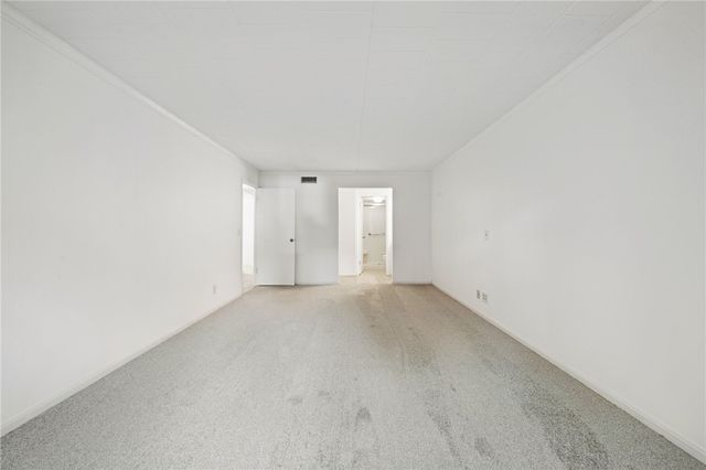 201 Grant St 108, Sewickley, PA 15143