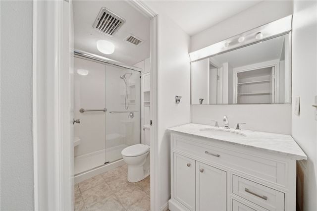 201 Grant St 108, Sewickley, PA 15143