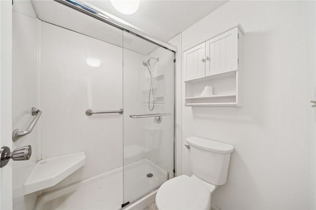 201 Grant St 108, Sewickley, PA 15143