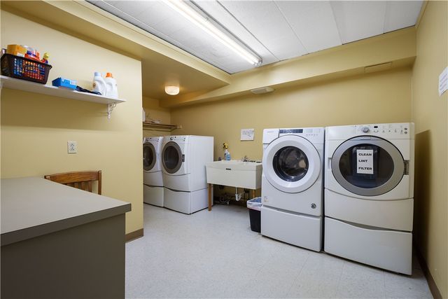 201 Grant St 108, Sewickley, PA 15143