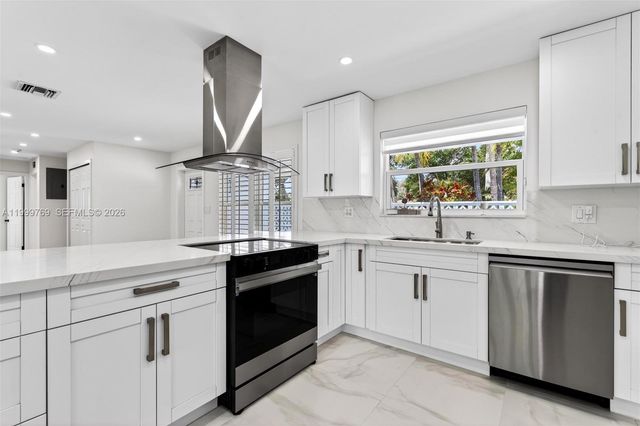 4010 NE 22nd Ave 4010, Lighthouse Point, FL 33064