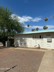 828 W 2ND Street C, Tempe, AZ 85281