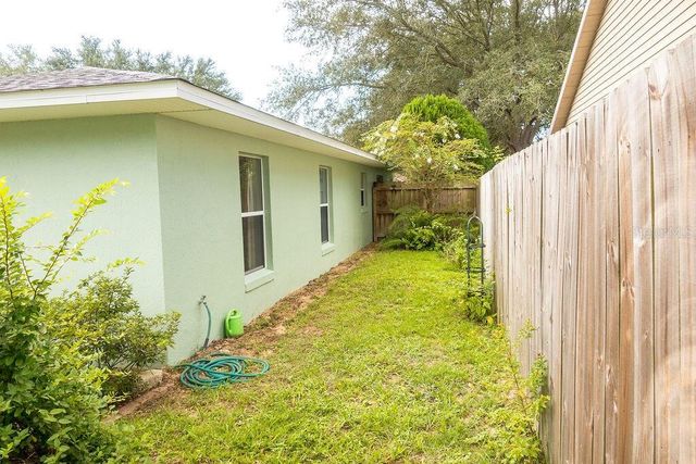 2672 WINCHESTER CIRCLE, Eustis, FL 32726