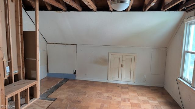 1663 Highview Avenue, Akron, OH 44301