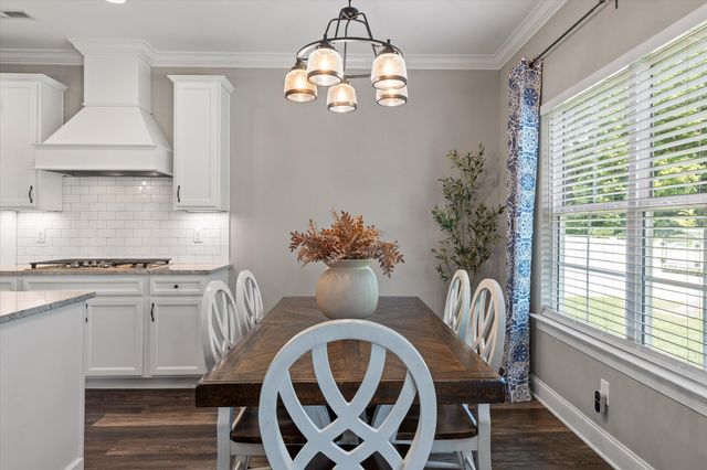 1297 Baldwin Field Circle, Hixson, TN 37343