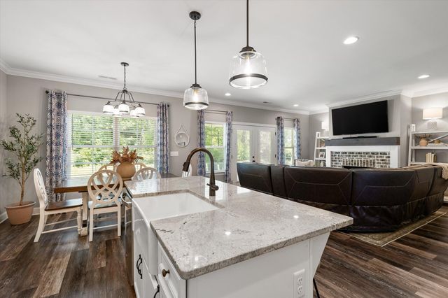 1297 Baldwin Field Circle, Hixson, TN 37343