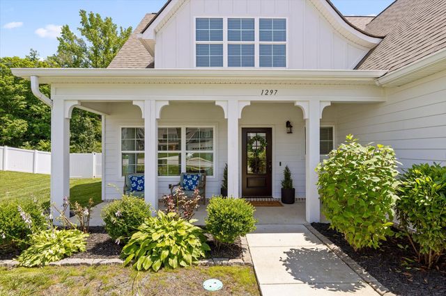 1297 Baldwin Field Circle, Hixson, TN 37343