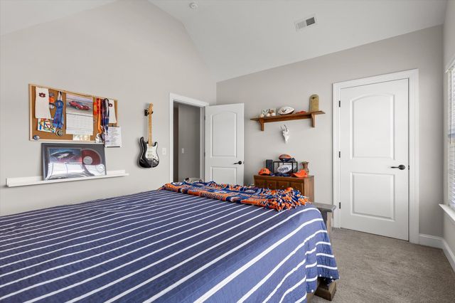 1297 Baldwin Field Circle, Hixson, TN 37343
