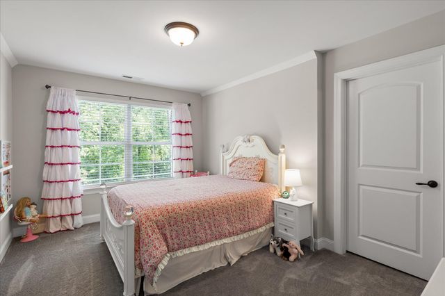 1297 Baldwin Field Circle, Hixson, TN 37343