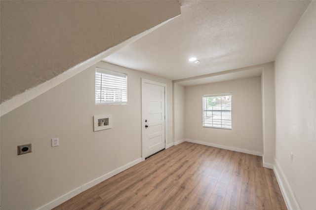 1419 Ramsey Avenue, Dallas, TX 75216