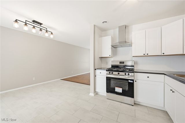 7736 Anderson Avenue NE, Warren, OH 44484