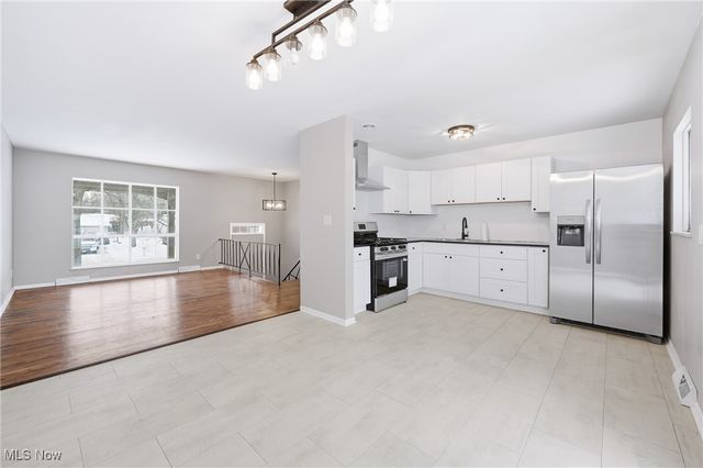 7736 Anderson Avenue NE, Warren, OH 44484