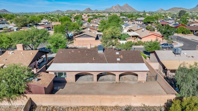 5551 S Pin Oak Drive, Tucson, AZ 85746