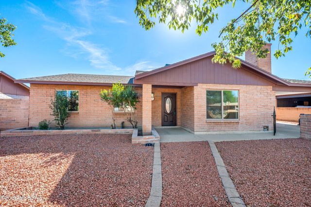 5551 S Pin Oak Drive, Tucson, AZ 85746
