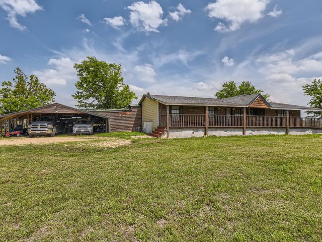 501 County Road 405, Taylor, TX 76574