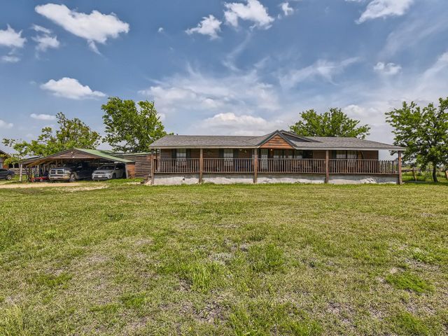 501 County Road 405, Taylor, TX 76574
