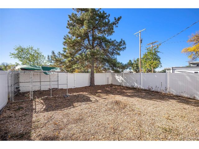 306 Division Blvd, Platteville, CO 80651