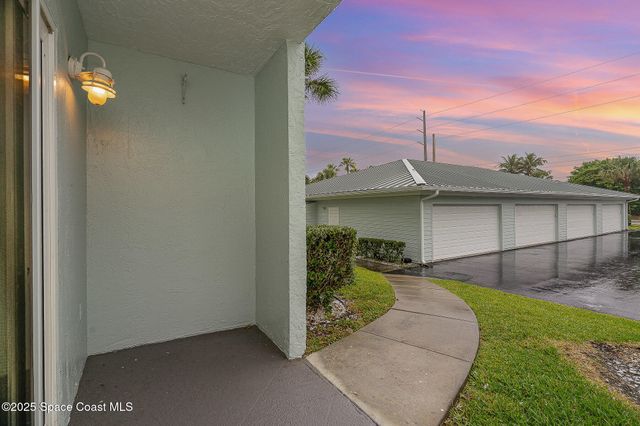 1321 S Miramar Avenue, 4, Indialantic, FL 32903