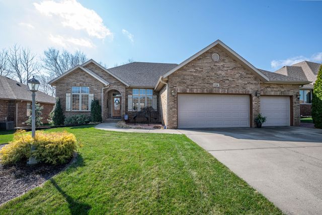 3728 W Broadmoor Street, Springfield, MO 65807