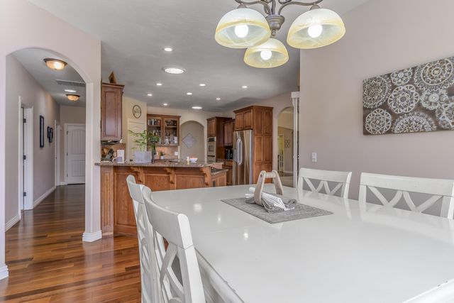 3728 W Broadmoor Street, Springfield, MO 65807