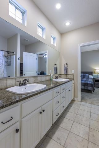 3728 W Broadmoor Street, Springfield, MO 65807