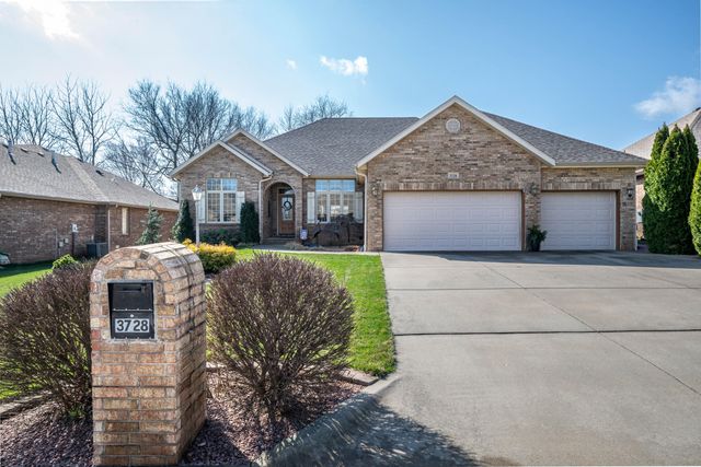 3728 W Broadmoor Street, Springfield, MO 65807