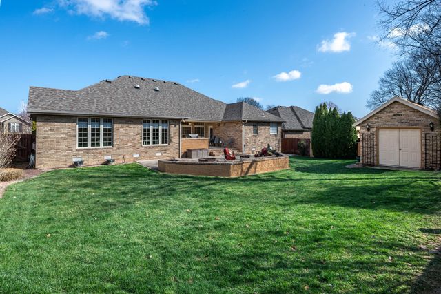 3728 W Broadmoor Street, Springfield, MO 65807