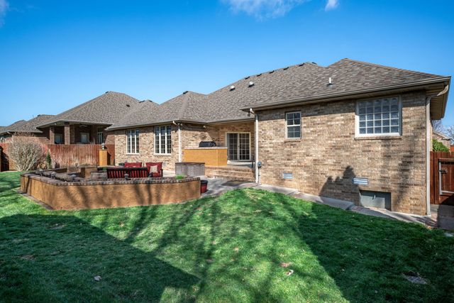 3728 W Broadmoor Street, Springfield, MO 65807