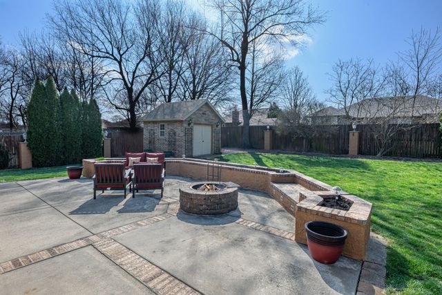 3728 W Broadmoor Street, Springfield, MO 65807