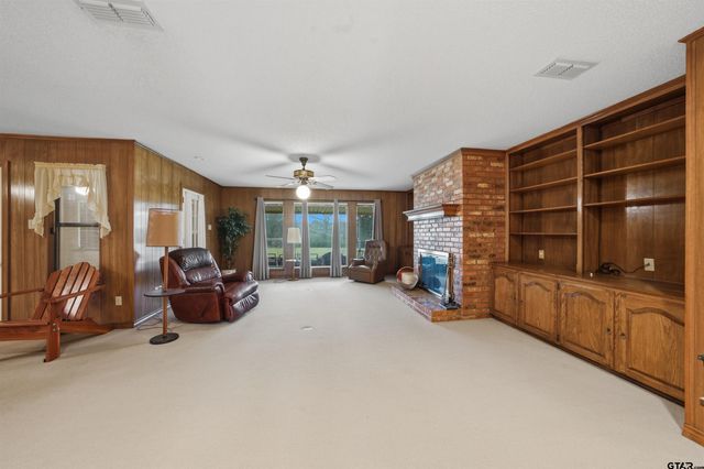 17804 CR 4235, Frankston, TX 75763
