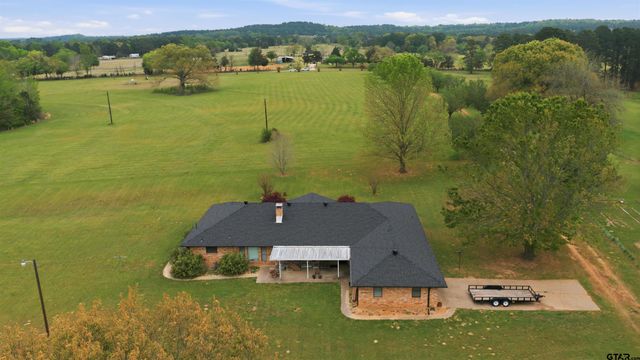 17804 CR 4235, Frankston, TX 75763