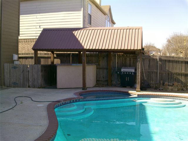 3240 Roddy Drive, Fort Worth, TX 76123