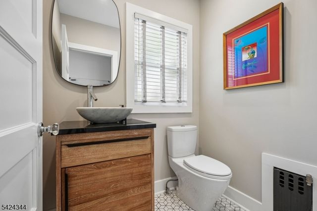 103 Highland Ave, Glen Ridge Boro Twp., NJ 07028