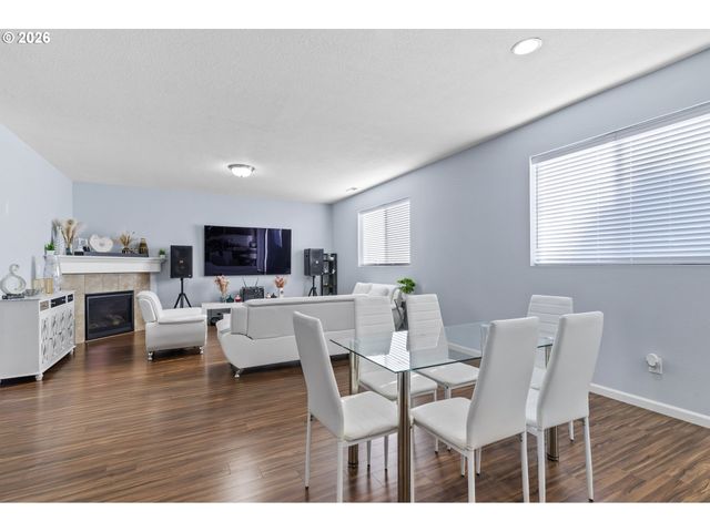 12613 Ne 49TH Way, Vancouver, WA 98682