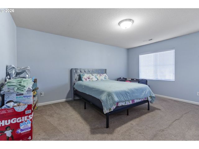 12613 Ne 49TH Way, Vancouver, WA 98682