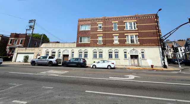3601 W Diversey Avenue, Chicago, IL 60647