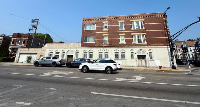 3601 W Diversey Avenue, Chicago, IL 60647