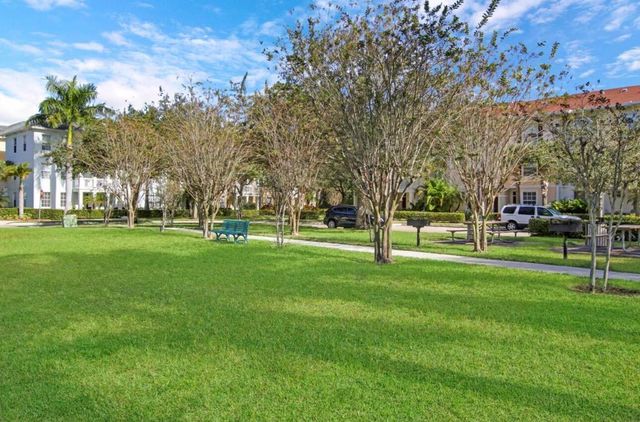 245 Murcia Drive 204, Jupiter, FL 33458