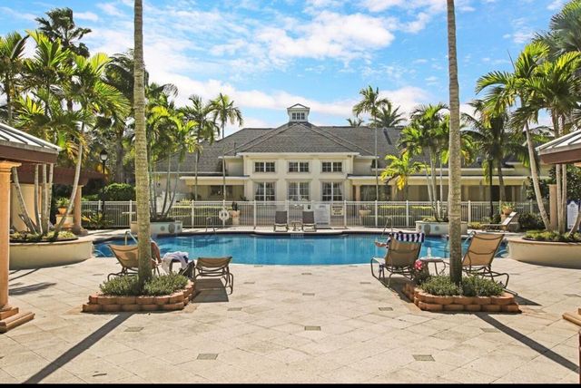 245 Murcia Drive 204, Jupiter, FL 33458