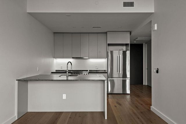 610 Davis ST 3310, Austin, TX 78701