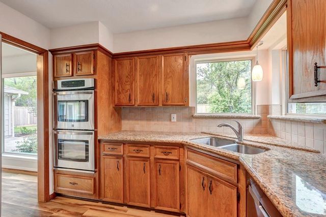 17 Wishbonebush Road, The Woodlands, TX 77380