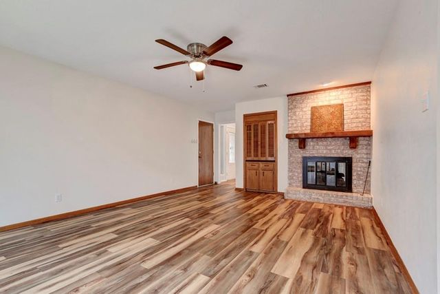 17 Wishbonebush Road, The Woodlands, TX 77380